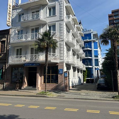 Hotel Tsereteli Batumi Exterior photo